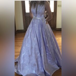 Never worn lilac prom dress purchased from Peaches